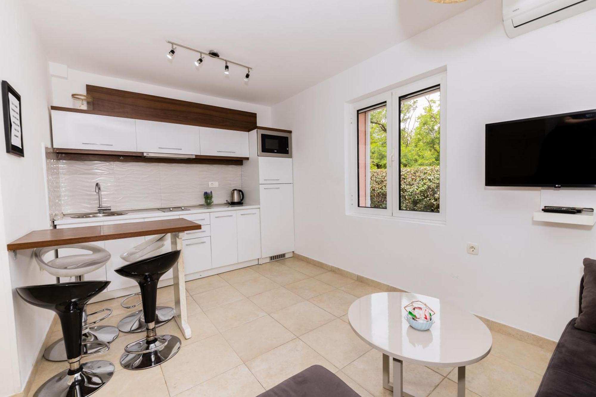 Paunovic Apartments Tivat Kültér fotó